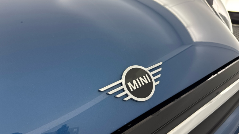 MINI Cooper 1.5 C Exclusive 3dr Auto Petrol Hatchback